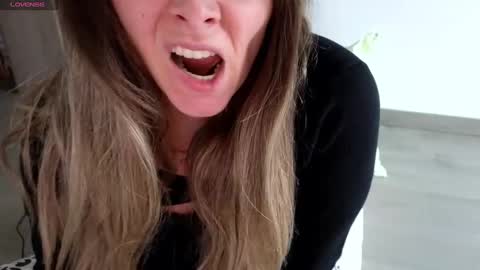 jessmy pleasure is in your hands s online show from 12-06-24, 12:49