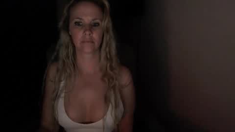 LoVe On  online show from 04-11-26, 11:25