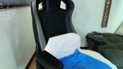 Snapshot of love_sharol chatting on 01-25-25, 11:32 Sharol Leon online show from 01-25-25, 11:32