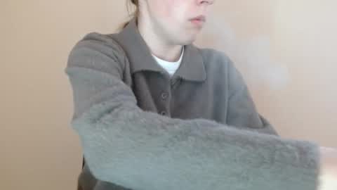 Vivian online show from 04-24-26, 12:07