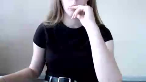 Snapshot of love_vivian chatting on 07-28-26, 02:13 Vivian online show from 07-28-26, 02:13