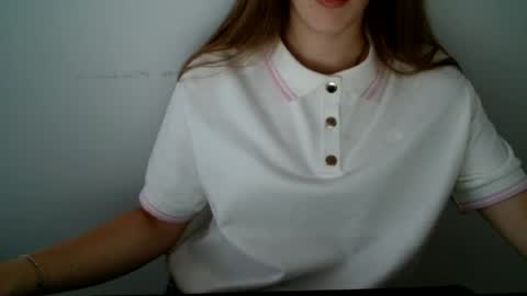 Snapshot of love_vivian chatting on 07-29-26, 11:08 Vivian online show from 07-29-26, 11:08