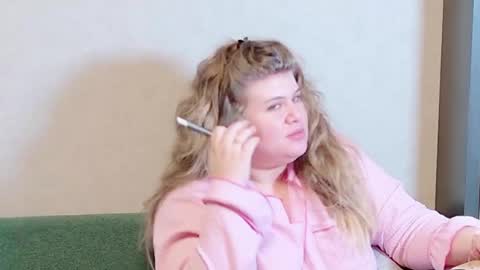 Ally online show from 02-19-25, 01:17