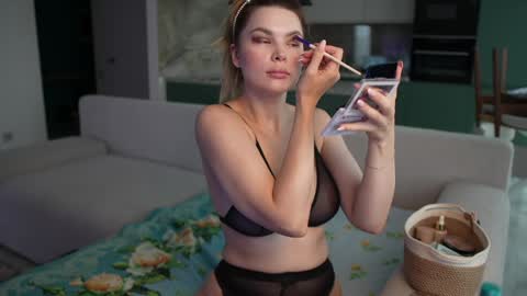 love you to123 online show from 10-07-25, 08:44