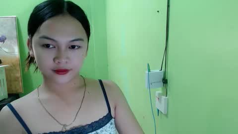 Snapshot of lovee_gelly chatting on 11-15-25, 10:34 Gelly online show from 11-15-25, 10:34