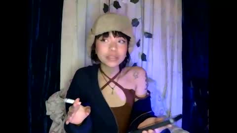 Isabella online show from 12-22-25, 03:36