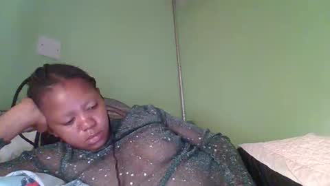 lovegal335 online show from 03-12-26, 05:46