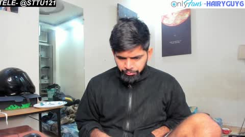 Snapshot of lovehairyindian chatting on 01-02-25, 10:26 Indian hairy online show from 01-02-25, 10:26