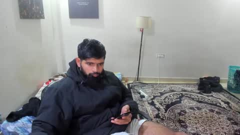 Snapshot of lovehairyindian chatting on 01-20-25, 06:43 Indian hairy online show from 01-20-25, 06:43