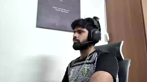 Snapshot of lovehairyindian chatting on 05-14-26, 08:32 Indian hairy online show from 05-14-26, 08:32