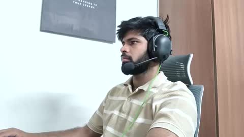 Snapshot of lovehairyindian chatting on 05-28-26, 04:15 Indian hairy online show from 05-28-26, 04:15