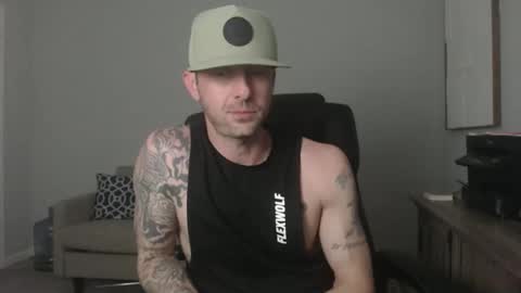 Snapshot of lovehatelovers chatting on 03-11-26, 08:31 lovehatlovers online show from 03-11-26, 08:31