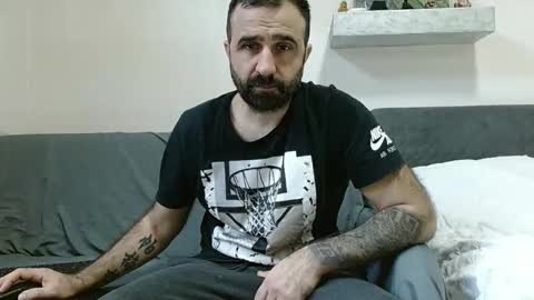 loveivat80 online show from 02-16-26, 06:20