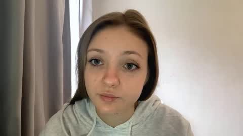 Ella online show from 10-27-25, 05:55