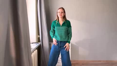 Ella online show from 11-25-25, 07:08