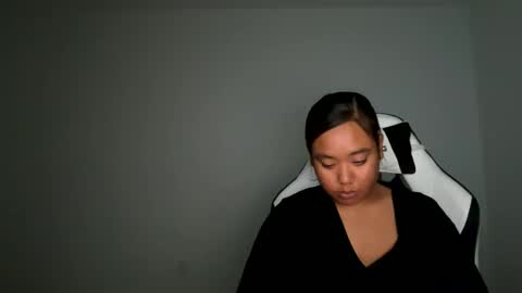 Love online show from 02-20-25, 06:13