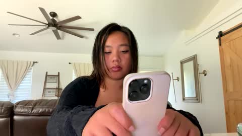 Love online show from 03-12-25, 10:07