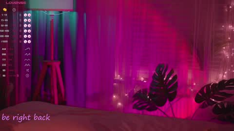 Snapshot of lovellynelly chatting on 01-31-25, 04:59 Nelly online show from 01-31-25, 04:59