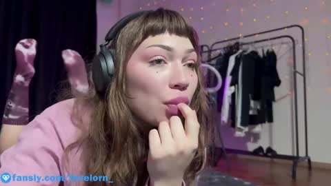 Snapshot of lovelorn_ chatting on 12-12-24, 12:33 Elsa online show from 12-12-24, 12:33