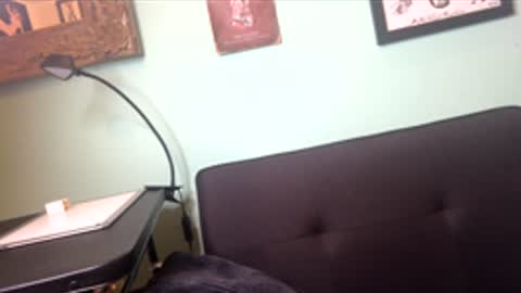 lovelove9915 online show from 04-21-26, 08:09