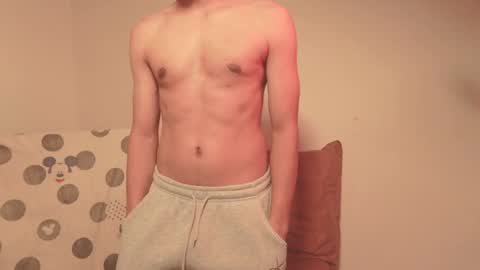 Snapshot of lovely__person chatting on 02-17-25, 08:47 Lovely Person online show from 02-17-25, 08:47