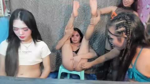 Snapshot of lovely_ayax chatting on 02-27-25, 02:32 alexa alice jane daisy online show from 02-27-25, 02:32