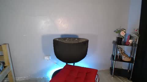 BELLA online show from 04-02-26, 02:58