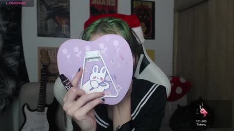 Cassie online show from 12-26-24, 10:09