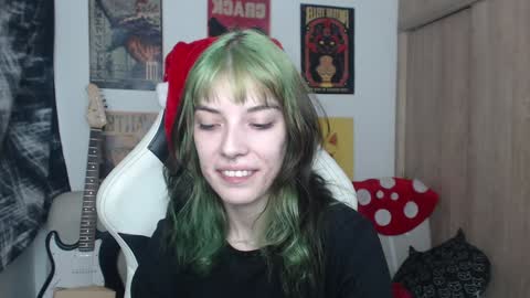 Cassie online show from 12-28-24, 08:25