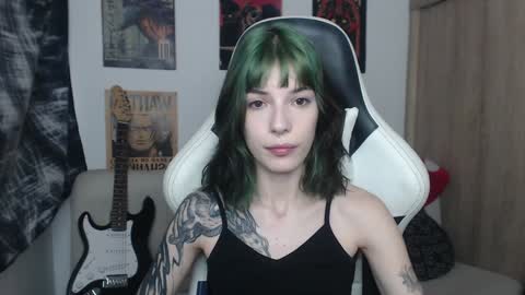 Cassie online show from 01-04-25, 09:31