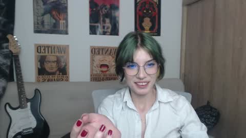 Cassie online show from 02-01-25, 11:06