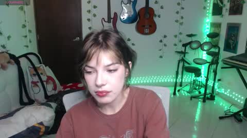 Cassie online show from 11-19-25, 09:48