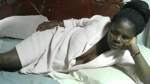 Snapshot of lovely_cassy chatting on 01-16-26, 07:01 Cassy online show from 01-16-26, 07:01