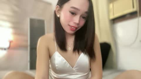 lovely_cittie18 online show from 09-10-25, 08:03