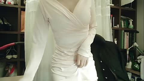 Snapshot of lovely_dana chatting on 02-08-25, 05:08 DANA KIM online show from 02-08-25, 05:08