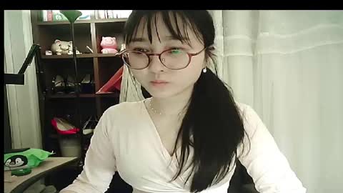 Snapshot of lovely_dana chatting on 11-25-25, 02:06 DANA KIM online show from 11-25-25, 02:06