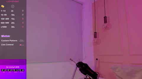 Emma online show from 10-30-25, 02:07