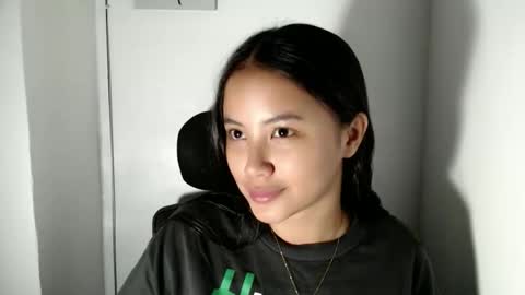 Kiara online show from 04-17-26, 03:53