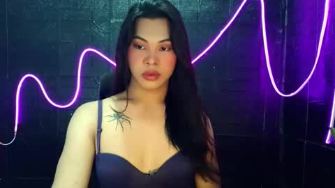 lovely_krizzy online show from 04-25-26, 10:07