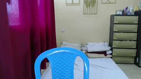 Lovely Laura online show from 02-07-25, 04:06