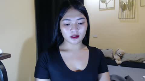 Lovely Laura online show from 03-02-25, 07:23