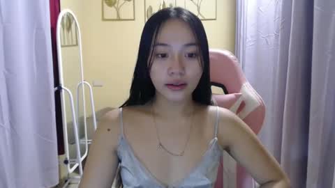 Snapshot of lovely_leah23 chatting on 09-10-25, 07:14 lovely_leah23 online show from 09-10-25, 07:14