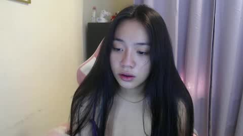 Snapshot of lovely_leah23 chatting on 10-12-25, 02:54 lovely_leah23 online show from 10-12-25, 02:54