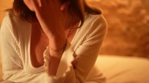 Snapshot of lovely_nat chatting on 10-15-25, 08:31 Natasha - IG online show from 10-15-25, 08:31