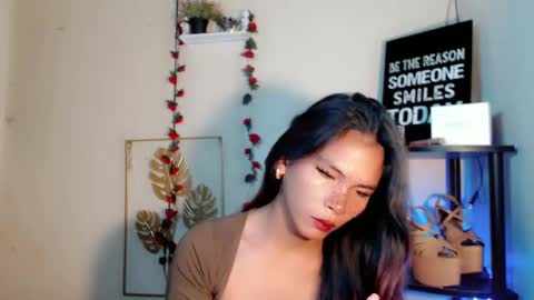 KATE online show from 04-19-26, 01:05