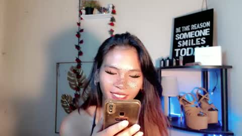 KATE online show from 04-19-26, 01:10