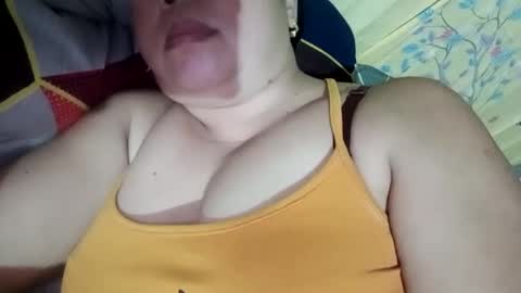 Snapshot of lovely_orchid chatting on 01-27-25, 10:27 lovely_orchid online show from 01-27-25, 10:27