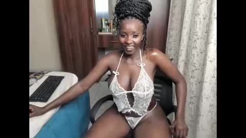 Snapshot of lovely_princes1 chatting on 10-07-25, 10:51 I am witty online show from 10-07-25, 10:51