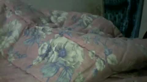 Snapshot of lovely_sweet_girl chatting on 01-14-25, 11:58 katrina follow me guys online show from 01-14-25, 11:58