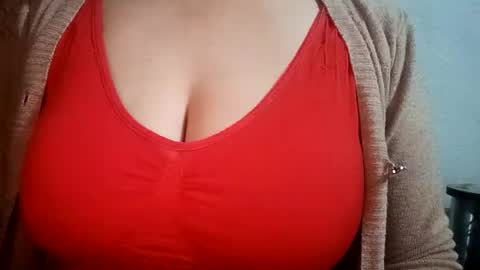 Snapshot of lovely_sweet_girl chatting on 02-03-25, 03:31 katrina follow me guys online show from 02-03-25, 03:31